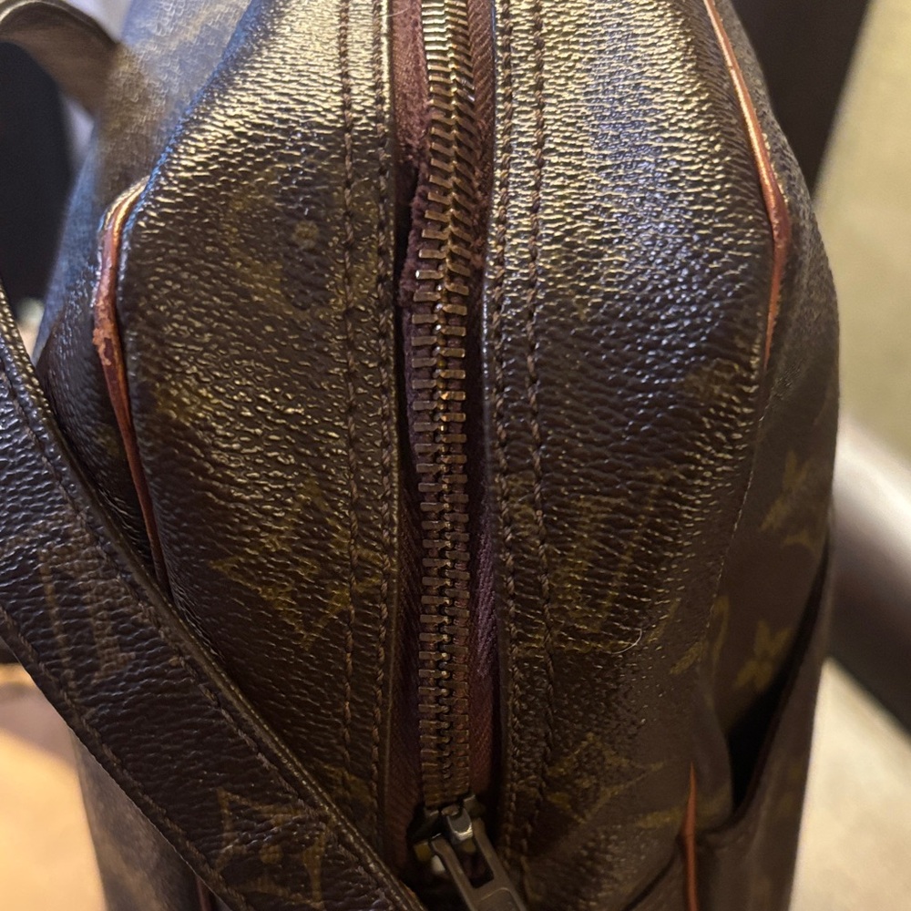 Louis Vuitton GM Marceau Messenger Bag Vintage w/ COA - Picture 7 of 16